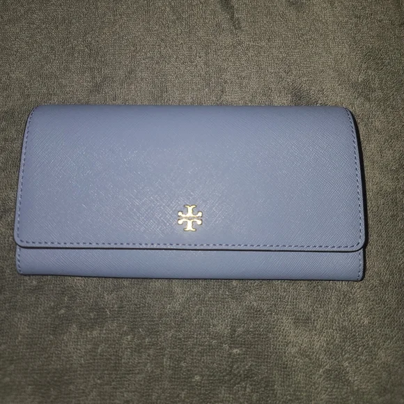 Tory Burch Wallet - Picture 5 of 17